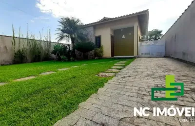 Locação por temporada - linda casa no condomínio mar verde.
