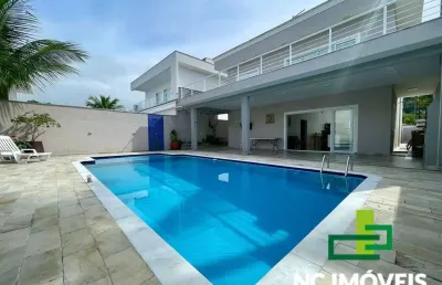 Temporada | ampla casa com piscina no condomínio mar verde.
