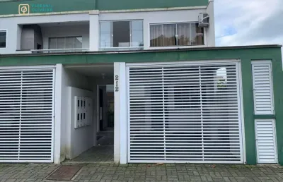 Apartamento com 2 dormitórios para alugar, 55 m² por r$ 2.030,00/mês - gravatá - navegantes/sc