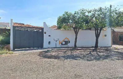 Casa com 2 dormitórios à venda, 122 m² por r$ 132.377,92 - portal das laranjeiras - itápolis/sp