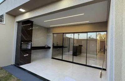 Casa à venda na Avenida Otávio Lúcio, 0, Setor Estrela Dalva, Goiânia