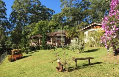 Casa com 3 dormitórios à venda, 170 m² por r$ 1.290.000 - cônego - nova friburgo/rj