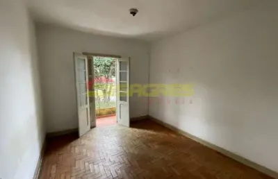 Casa assobradada 80m² na vila guilerme por r$ 1.600,00