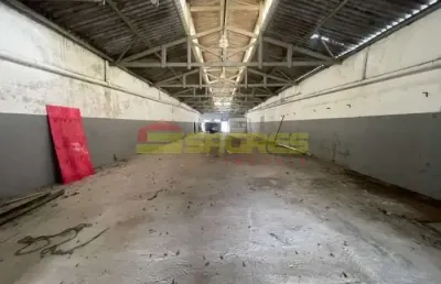 Galpão de 450m² com pé direito de 4,5m por r$ 12.000,00