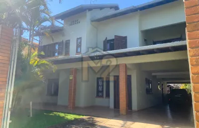 Casa com 3 quartos à venda na Rua Salvador, Cajuru, Curitiba