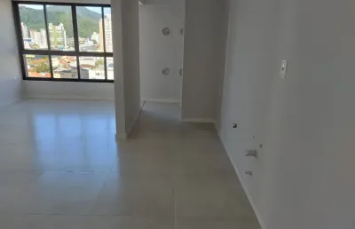 Ótimo apartamento com 3 dormitórios ao lado prefeitura