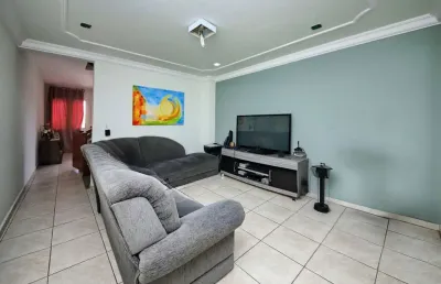 Casa com 2 quartos à venda no Village Santa Helena, Volta Redonda 