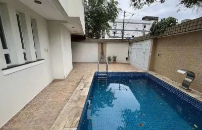 Casa com 3 quartos para alugar na Rua Professor Pirajá da Silva, Aparecida, Santos