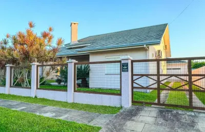 Casa com 5 quartos à venda na Torres, Praia Paraíso, Torres