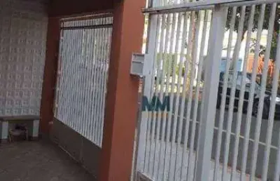 Casa com 3 quartos à venda na Rua Doutor Hildebrando Pontes, Mercês, Uberaba