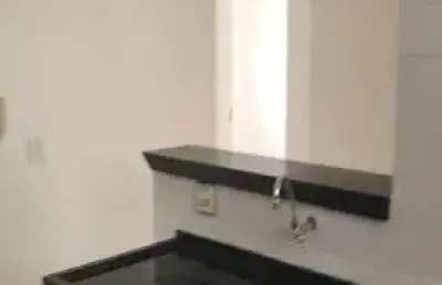 Vende-se excelente apartamento no condomínio ucrânia