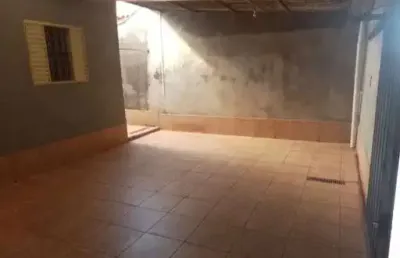 Casa com 2 quartos à venda na rua maria barra borges, conjunto josé vallim de melo, uberaba, 112 m2 por r$ 160.000