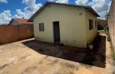 Casa com 2 quartos à venda na rua oneida maria de carvalho, parque dos girassóis iv, uberaba, 80 m2 por r$ 140.000