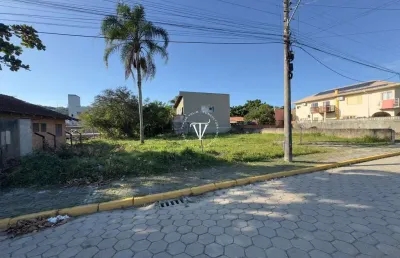 Terreno à venda na Rua Esquilo, 517, José Amândio, Bombinhas