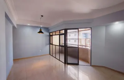A venda apartamento com 03 quartos +dce bairro de tambaú