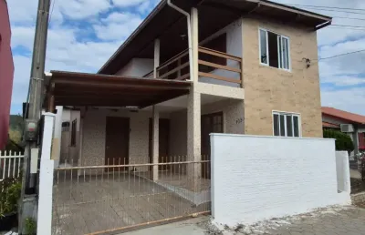 Casa com 2 quartos para alugar na Servidão Antônio José das Chagas, 100, Rio Tavares, Florianópolis