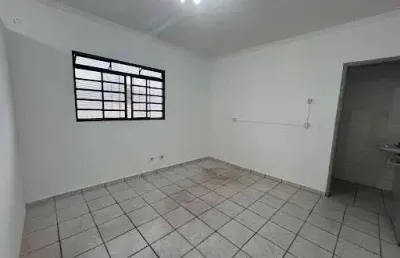 Sala comercial para alugar na Rua Jundiaí, 10, Centro, Vinhedo