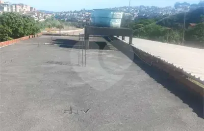 Terreno à venda na Rua Ana Maria Franco Laranjeira, Jaraguá, São Paulo