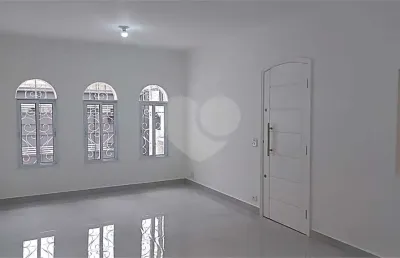 Casa com 3 quartos à venda na Rua Humberto Bortolo, Tremembé, São Paulo