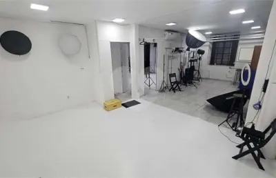 Sala comercial para alugar na Rua Boa Vista, Centro, São Paulo