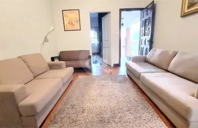 Casa com 4 quartos à venda na Rua Dom João V, Lapa, São Paulo
