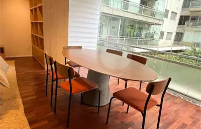 Apartamento com 2 quartos para locação em moema - sp
