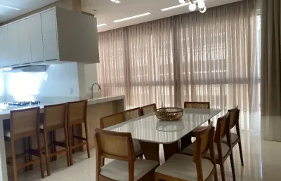 Elegância, conforto e sofisticação em meia praia – pronto para morar