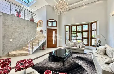 Casa com 5 quartos à venda na rua waldomiro schapke, 120, partenon, porto alegre por r$ 1.700.000