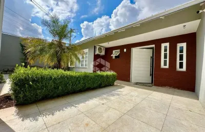 Casa com 3 quartos à venda na rua nazaré, 747, nossa senhora das graças, canoas por r$ 1.095.000