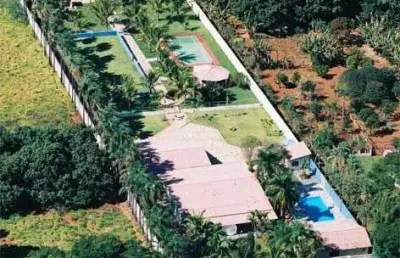 Viva em um paraíso particular com lazer completo para sua família.