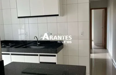 Apartamento compacto e inteligente no coração do bairro.