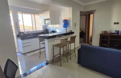 Apartamento com 2 quartos e sacada, a poucos metros da ufu santa mônica!