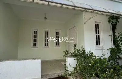 Casa com 3 quartos à venda na dr armando fajardo, 57, jardim brasília, resende por r$ 850.000