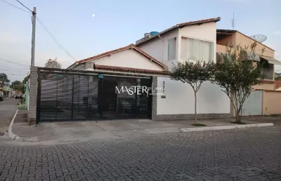 Casa com 4 quartos à venda na fluminense, 331, vila julieta, resende por r$ 500.000