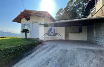 Casa com 3 quartos para alugar no Souza Cruz, Brusque 