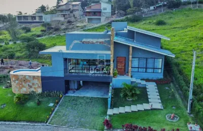 Sua casa em gravatá/pe! casa com 4 quartos em condomínio fechado!