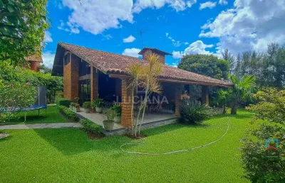Casa com terreno gigante e 5 quartos em condomínio - de r$900.000 por r$600.000,
