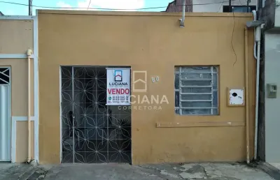 Casa com 3 quartos à venda na Rua Júlio Demétrio, 80, Nossa Senhora das Graças, Gravatá