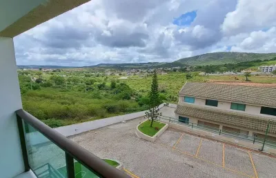 Apartamento com 1 suíte em condomínio com vista e ótima localização