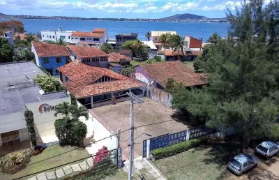 Casa no balneário em sao pedro da aldeia a venda com 200m2