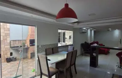 Excelente casa a venda no condomínio esmeralda em várzea grande.