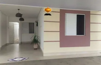 Casa rio jangada 2 quartos sendo 1 suite com corredor jardim imperial cuiabá.