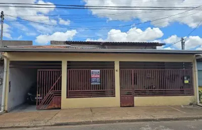 Casa 4 quartos sendo 1 suite jardim união cristo rei várzea grande.