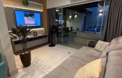 A tech imóveis vende um sobrado no condomínio jardins, bairro jardim bom clima, saida para chapada.