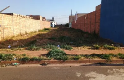 Terreno à venda na Rua M21, 150, Parque das Laranjeiras, Uberaba
