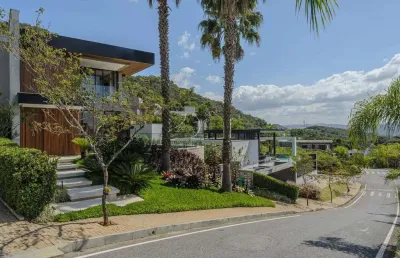Casa em condomínio | 5 suítes | venda | quintas do sol