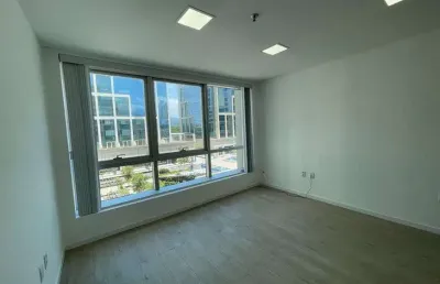 Sala comercial para alugar na Avenida Embaixador Abelardo Bueno, 600, Barra Olímpica, Rio de Janeiro