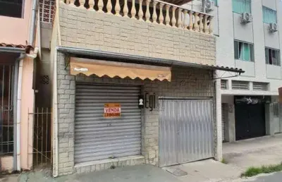 Casa com 3 dormitórios à venda por r$ 600.000,00 - bandeirantes - juiz de fora/mg
