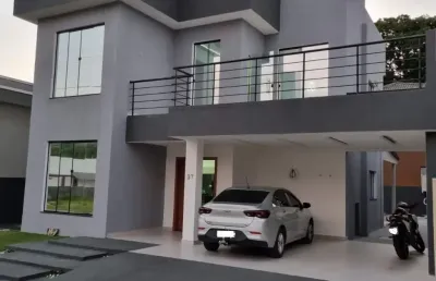Casa à venda no cond. ecos paradise de 280m² com 4 suites, 2 vagas,placa solar e piscina privativa