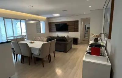 Apartamento à venda na moóca, 2 quartos (1 suíte), 1 vaga e lazer.